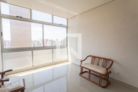 Sala de apartamento para alugar com 2 quartos, 90m² em Funcionários, Belo Horizonte