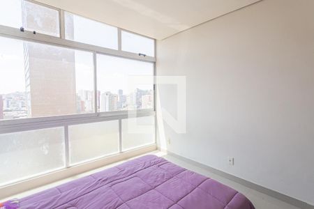 Suíte de apartamento para alugar com 2 quartos, 90m² em Funcionários, Belo Horizonte