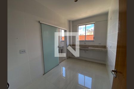 Cozinha de apartamento à venda com 3 quartos, 90m² em Jardim das Alterosas - 1ª Seção, Betim