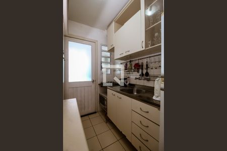 Cozinha de casa à venda com 3 quartos, 92m² em Cavalhada, Porto Alegre