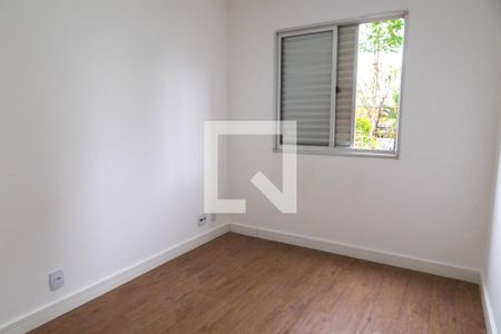 Quarto 2 de apartamento à venda com 3 quartos, 65m² em Vila das Bandeiras, Guarulhos