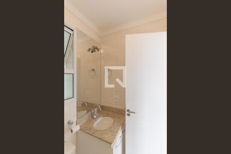 Banheiro de apartamento à venda com 2 quartos, 70m² em Ponte Pequena, Campinas