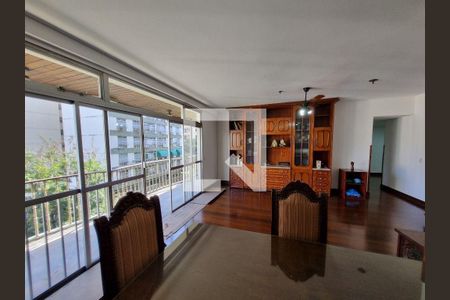 Apartamento à venda com 4 quartos, 200m² em Icaraí, Niterói