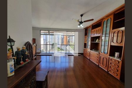 Apartamento à venda com 4 quartos, 200m² em Icaraí, Niterói