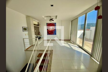 Apartamento à venda com 3 quartos, 290m² em Piratininga, Niterói