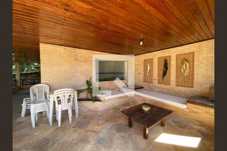 Casa à venda com 3 quartos, 198m² em Itaipu, Niterói