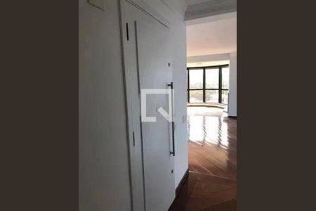 Apartamento à venda com 3 quartos, 280m² em Vila Madalena, São Paulo