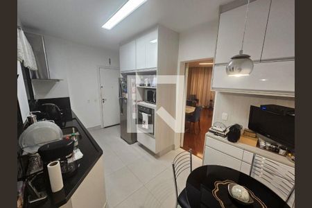 Apartamento à venda com 3 quartos, 122m² em Vila Mariana, São Paulo