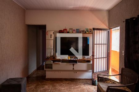 Sala de casa à venda com 2 quartos, 300m² em Vila Curuçá Velha, São Paulo