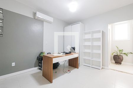 Quarto 1 suite de casa para alugar com 3 quartos, 150m² em Brotas, Salvador