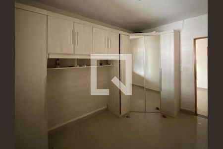 Quarto de casa para alugar com 2 quartos, 100m² em Vila Miranda, Itaquaquecetuba