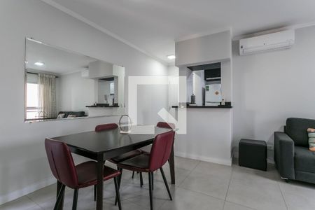 Sala de apartamento à venda com 2 quartos, 55m² em Vila Olímpia, São Paulo