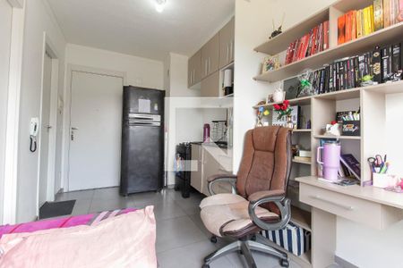 Sala de apartamento para alugar com 1 quarto, 24m² em Guaianazes, São Paulo