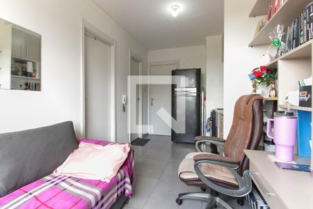 Sala de apartamento para alugar com 1 quarto, 24m² em Guaianazes, São Paulo