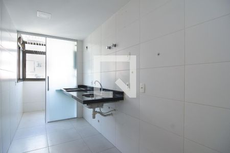 Cozinha de apartamento para alugar com 2 quartos, 76m² em Santa Rosa, Niterói