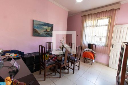 Sala de casa à venda com 5 quartos, 390m² em Santa Rosa, Niterói