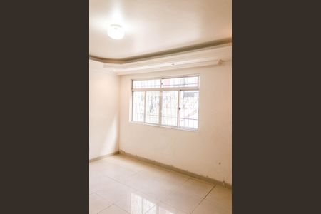 Sala de apartamento para alugar com 2 quartos, 90m² em Resgate, Salvador