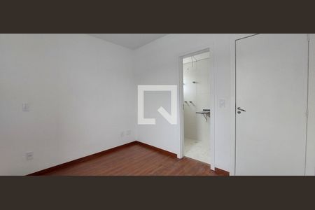 Quarto 1 suíte de apartamento à venda com 2 quartos, 57m² em Utinga, Santo André