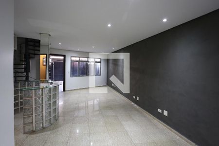 Sala  de casa para alugar com 2 quartos, 180m² em Jardim Umarizal, São Paulo