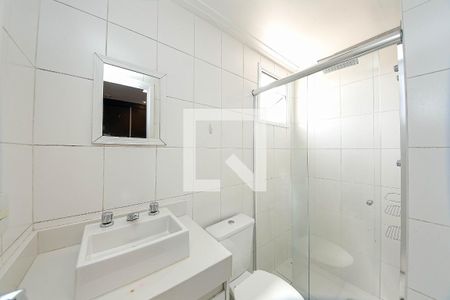 Banheiro de apartamento à venda com 1 quarto, 30m² em Parque Independência, São Paulo