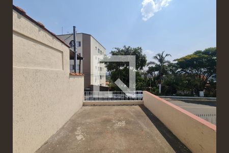 Vista Quarto 1 de casa para alugar com 2 quartos, 90m² em Jardim Vila Galvão, Guarulhos