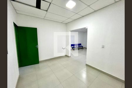 Sala de casa para alugar com 3 quartos, 440m² em Jardim Presidente Dutra, Guarulhos