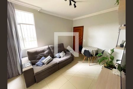 Sala de apartamento para alugar com 2 quartos, 51m² em Jardim Riacho, Contagem