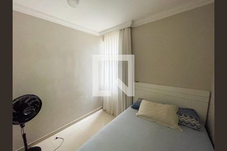 Quarto 1 de apartamento para alugar com 2 quartos, 51m² em Jardim Riacho, Contagem