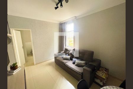 Sala de apartamento para alugar com 2 quartos, 51m² em Jardim Riacho, Contagem