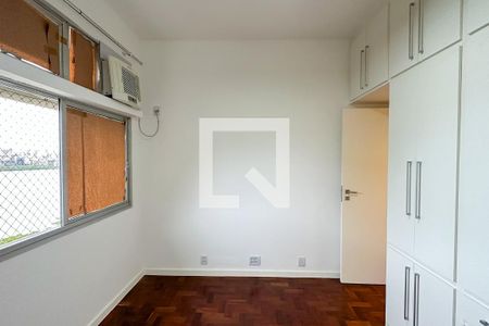 Quarto 01 de apartamento para alugar com 3 quartos, 120m² em Lagoa, Rio de Janeiro