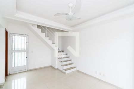 Sala de apartamento à venda com 2 quartos, 64m² em Irajá, Rio de Janeiro