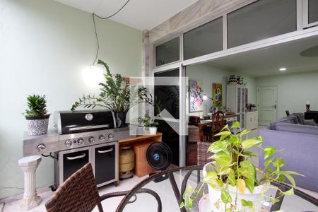 Varanda de apartamento à venda com 4 quartos, 200m² em Barra da Tijuca, Rio de Janeiro