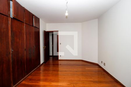 Quarto 1 de apartamento para alugar com 4 quartos, 218m² em Anchieta, Belo Horizonte