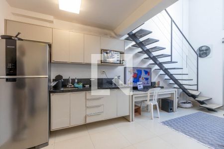 Cozinha de apartamento para alugar com 1 quarto, 43m² em Sion, Belo Horizonte