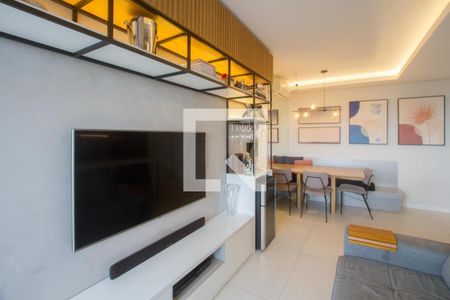 Sala de apartamento à venda com 2 quartos, 68m² em Santo Amaro, São Paulo