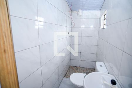 Banheiro de casa para alugar com 1 quarto, 25m² em Santa Cecília, Viamão