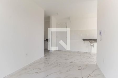 Sala de apartamento para alugar com 2 quartos, 40m² em Vila Carmosina, São Paulo