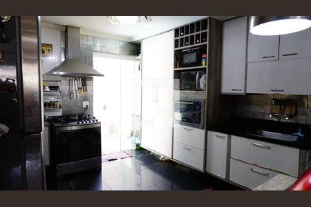 Cozinha de casa de condomínio para alugar com 3 quartos, 240m² em Freguesia (jacarepaguá), Rio de Janeiro