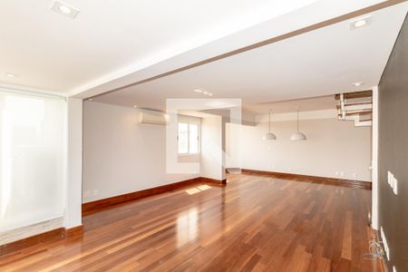 Apartamento à venda com 182m², 2 quartos e 3 vagasSala