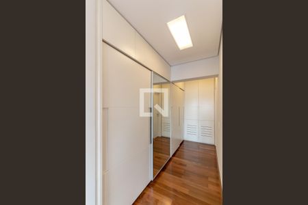 Quarto 1 de apartamento à venda com 2 quartos, 182m² em Itaim Bibi, São Paulo