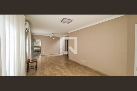 Sala de casa para alugar com 3 quartos, 230m² em Cipava, Osasco