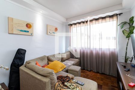 Sala de Estar de apartamento à venda com 2 quartos, 52m² em Vila Vitorio Mazzei, São Paulo