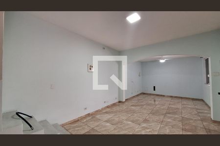 Sala de casa para alugar com 2 quartos, 150m² em Vila Tupi, Praia Grande