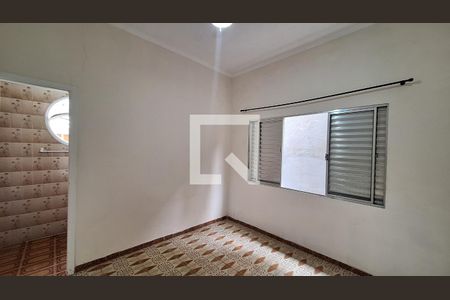 Quarto  de casa para alugar com 2 quartos, 150m² em Vila Tupi, Praia Grande