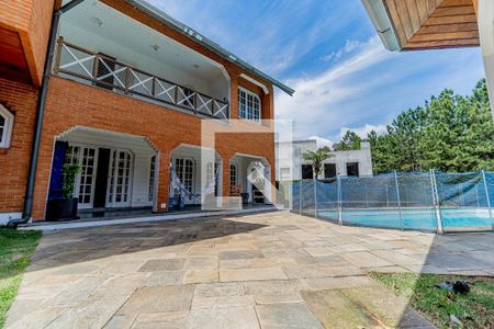 Casa de condomínio à venda com 667m², 4 quartos e 6 vagas Casa de condomínio à venda com 667m², 4 quartos e 6 vagasPiscina