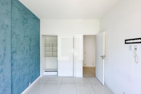 Quarto 01 de apartamento à venda com 2 quartos, 79m² em Copacabana, Rio de Janeiro