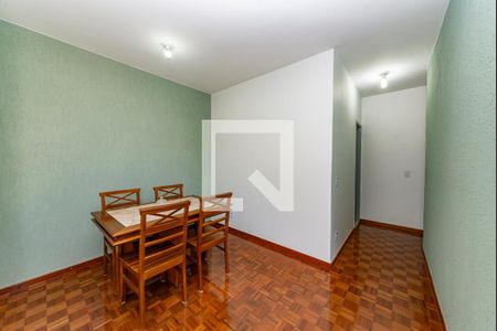 Sala de apartamento à venda com 3 quartos, 76m² em Padre Eustáquio, Belo Horizonte