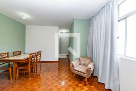 Sala de apartamento para alugar com 3 quartos, 76m² em Padre Eustáquio, Belo Horizonte