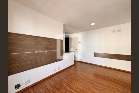 Sala de apartamento para alugar com 2 quartos, 52m² em Vila América, Santo André