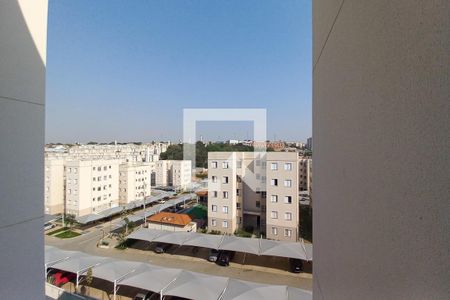 Vista da sala de apartamento para alugar com 2 quartos, 44m² em Jardim do Lago Ii, Campinas